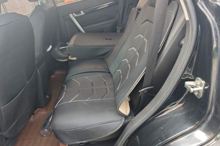 Used Chevrolet Captiva 2014 2.4L 4x4 Flagship Edition 7 Seats Left Rear Seat