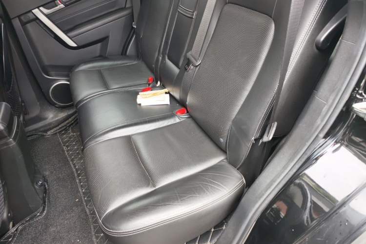 Used Chevrolet Captiva 2014 2.4L 4x4 Flagship Edition 7 Seats Left Rear Seat