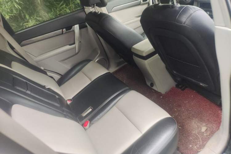 Used Chevrolet Captiva 2014 2.4L 4x4 Luxury Edition 5 Seats Left Rear Seat