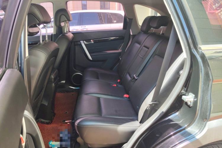 Used Chevrolet Captiva 2014 2.4L 4x4 Flagship Edition 7 Seats Left Rear Seat