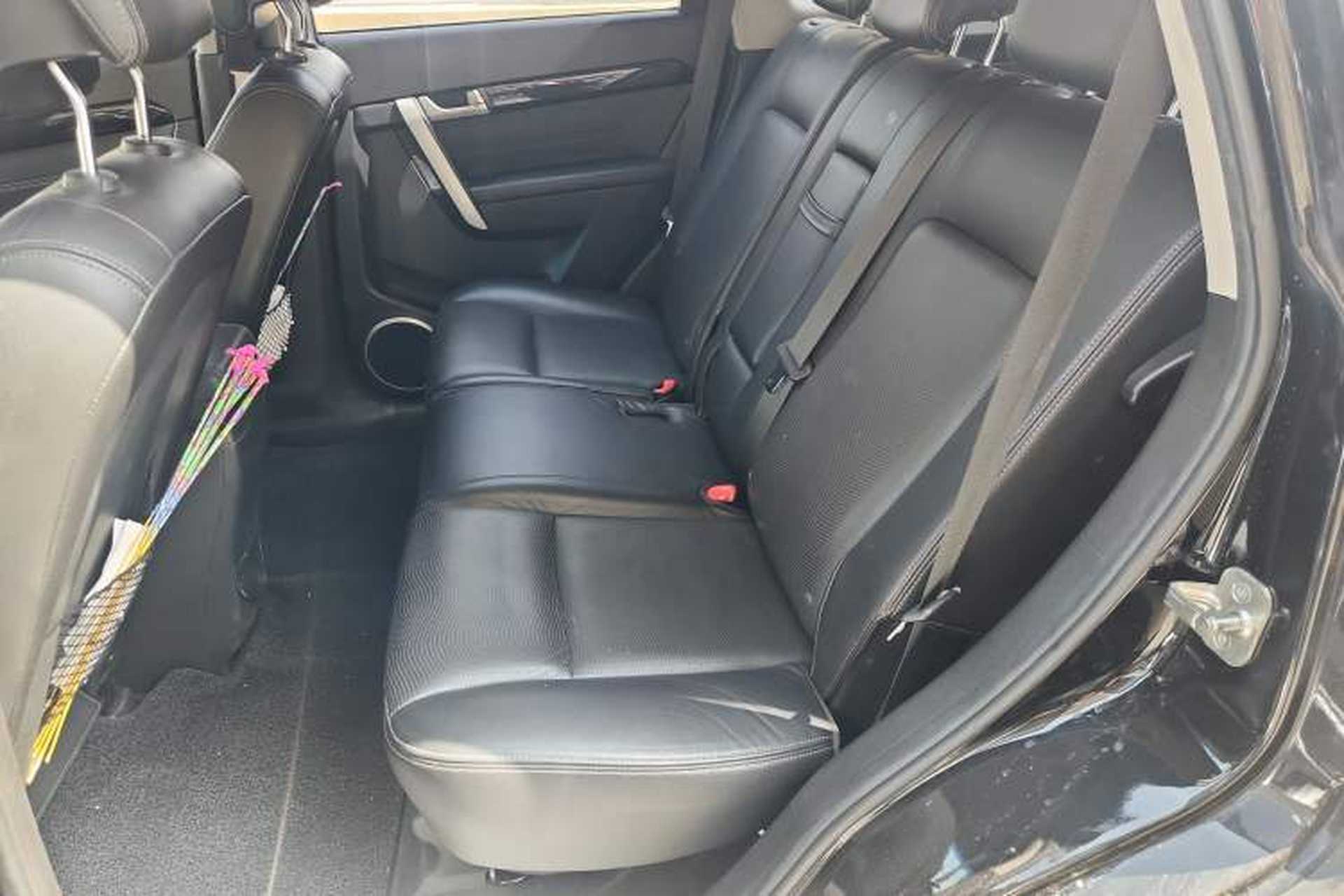 Used Chevrolet Captiva 2014 2.4L 4x4 Flagship Edition 7 Seats Left Rear Seat
