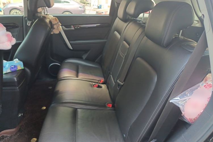 Used Chevrolet Captiva 2014 2.4L Two-Wheel Drive Urban Version 7 Seats Left Rear Seat