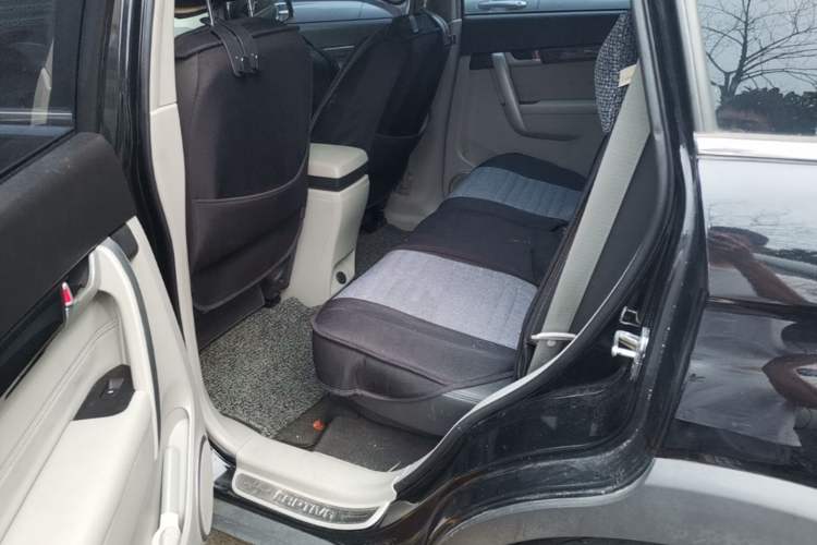 Used Chevrolet Captiva 2014 2.4L Two-Wheel Drive City Edition 5 Seats Left Rear Seat