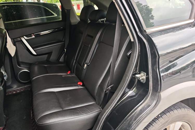 Used Chevrolet Captiva 2014 2.4L 4x4 Flagship Edition 7 Seats Left Rear Seat