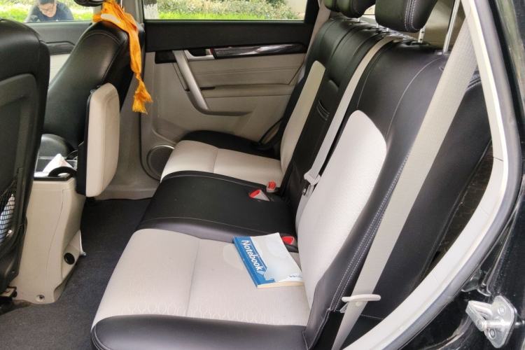 Used Chevrolet Captiva 2014 2.4L Two-Wheel Drive City Edition 5 Seats Left Rear Seat