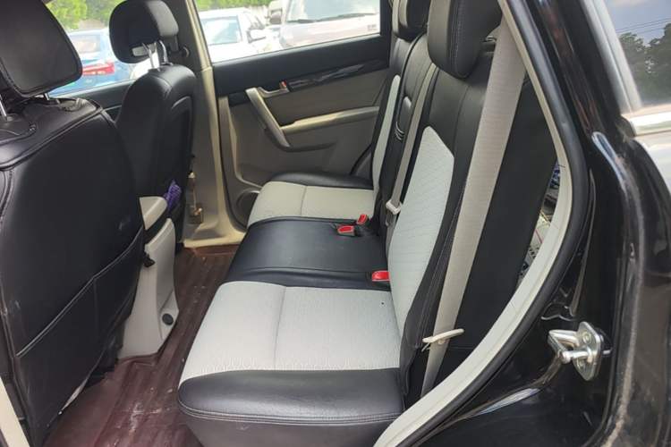 Used Chevrolet Captiva 2014 2.4L Two-Wheel Drive City Edition 5 Seats Left Rear Seat