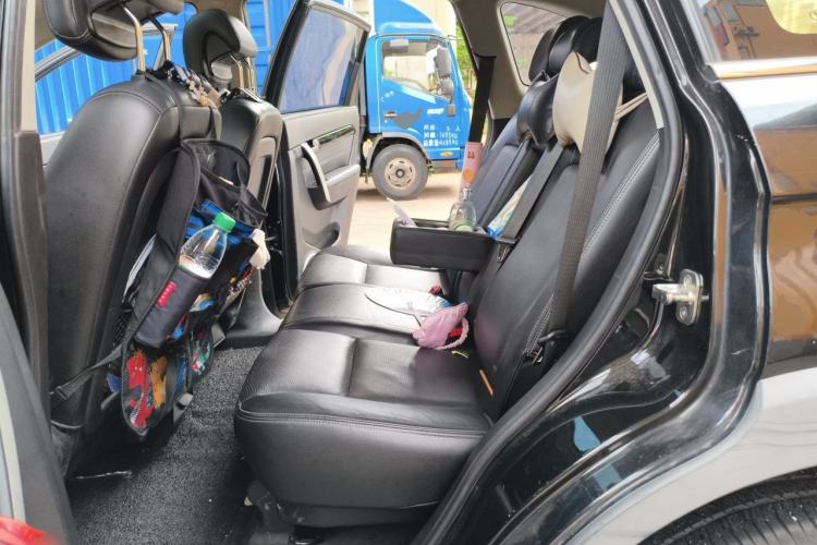 Used Chevrolet Captiva 2014 2.4L Two-Wheel Drive Urban Version 7 Seats Left Rear Seat