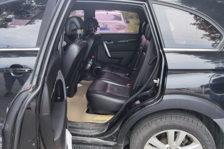 Used Chevrolet Captiva 2014 2.4L 4x4 Flagship Edition 7 Seats Left Rear Seat