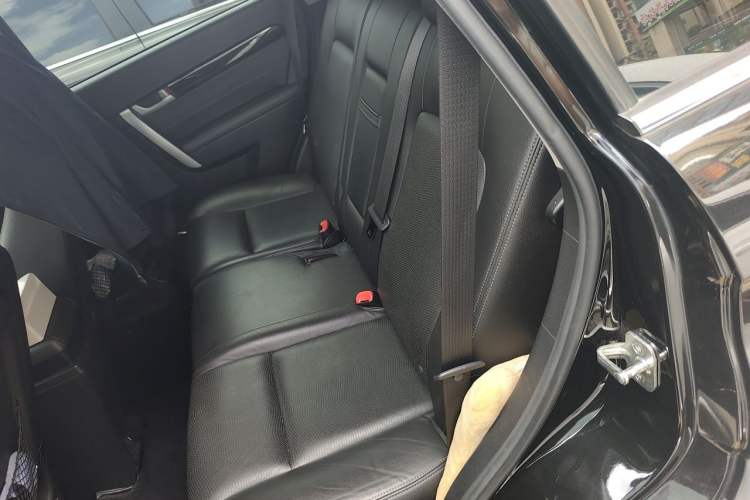 Used Chevrolet Captiva 2014 2.4L 4x4 Flagship Edition 7 Seats Left Rear Seat
