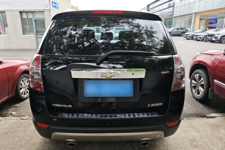 Used Chevrolet Captiva 2014 2.4L 4x4 Flagship Edition 7 Seats Rear