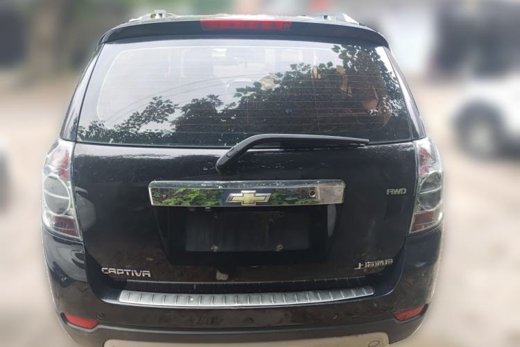 Used Chevrolet Captiva 2014 2.4L 4x4 Flagship Edition 7 Seats Rear