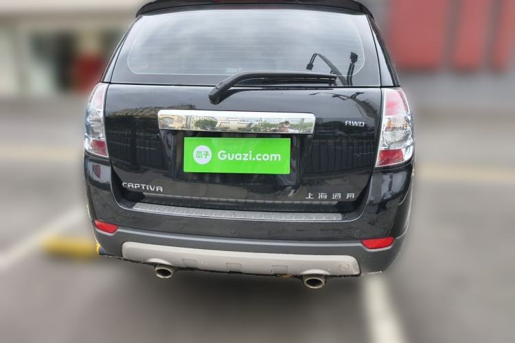 Used Chevrolet Captiva 2014 2.4L 4x4 Flagship Edition 7 Seats Rear