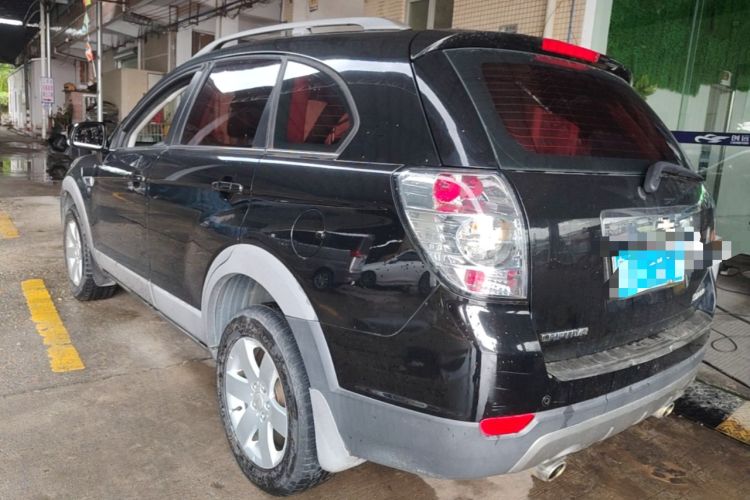 Used Chevrolet Captiva 2014 2.4L Two-Wheel Drive Urban Version 7 Seats Rear Left 45 Deg