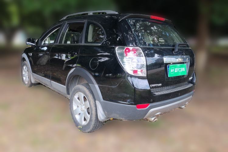 Used Chevrolet Captiva 2014 2.4L Two-Wheel Drive Urban Version 7 Seats Rear Left 45 Deg