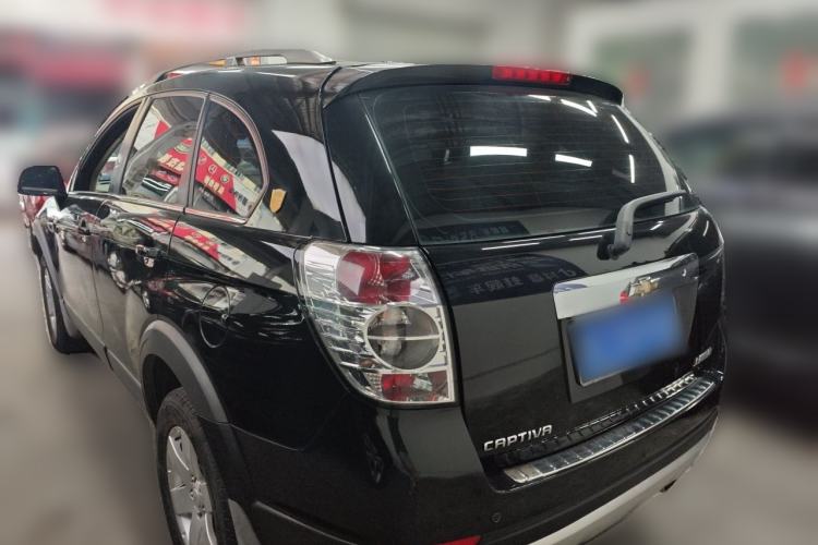 Used Chevrolet Captiva 2014 2.4L Two-Wheel Drive Urban Version 7 Seats Rear Left 45 Deg