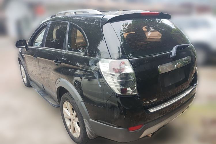 Used Chevrolet Captiva 2014 2.4L 4x4 Flagship Edition 7 Seats Rear Left 45 Deg