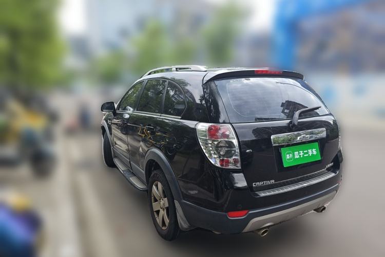 Used Chevrolet Captiva 2014 2.4L Two-Wheel Drive Urban Version 7 Seats Rear Left 45 Deg