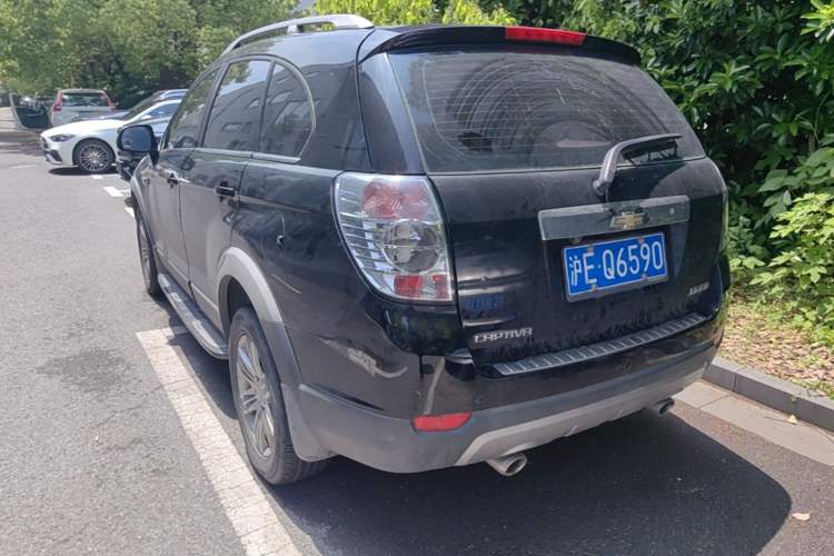 Used Chevrolet Captiva 2014 2.4L Two-Wheel Drive Urban Version 7 Seats Rear Left 45 Deg
