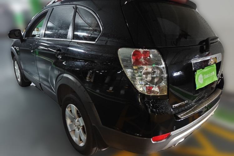Used Chevrolet Captiva 2014 2.4L Two-Wheel Drive Urban Version 7 Seats Rear Left 45 Deg