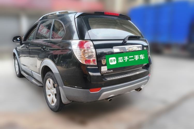 Used Chevrolet Captiva 2014 2.4L Two-Wheel Drive Urban Version 7 Seats Rear Left 45 Deg
