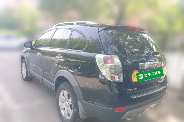 Used Chevrolet Captiva 2014 2.4L Two-Wheel Drive Urban Version 7 Seats Rear Left 45 Deg