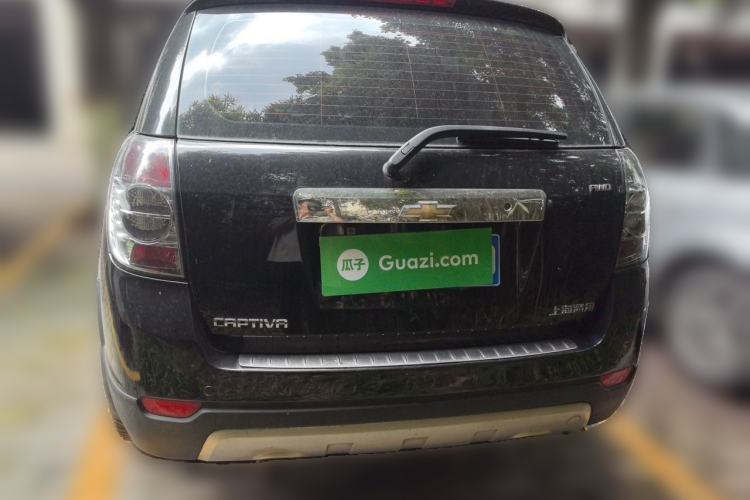 Used Chevrolet Captiva 2014 2.4L 4x4 Flagship Edition 7 Seats Rear