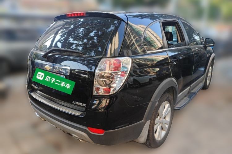 Used Chevrolet Captiva 2014 2.4L 4x4 Flagship Edition 7 Seats Rear Right 45 Deg