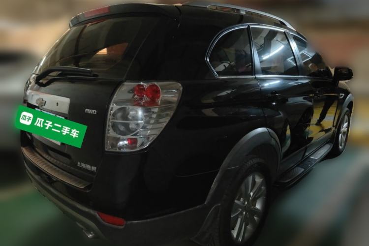 Used Chevrolet Captiva 2014 2.4L 4x4 Flagship Edition 7 Seats Rear Right 45 Deg