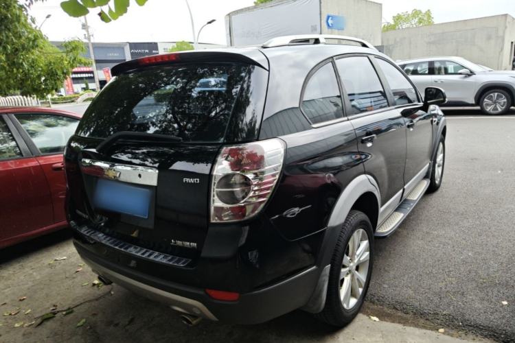 Used Chevrolet Captiva 2014 2.4L 4x4 Flagship Edition 7 Seats Rear Right 45 Deg