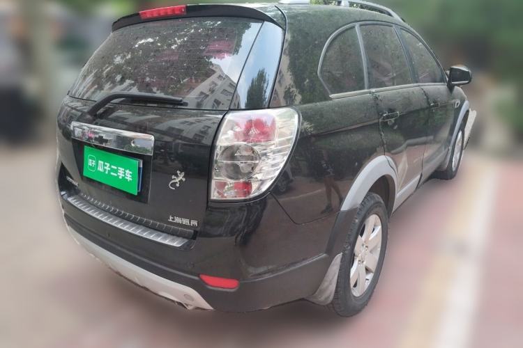Used Chevrolet Captiva 2014 2.4L Two-Wheel Drive Urban Version 7 Seats Rear Right 45 Deg