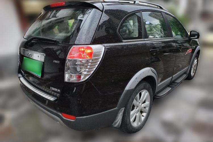 Used Chevrolet Captiva 2014 2.4L 4x4 Flagship Edition 7 Seats Rear Right 45 Deg