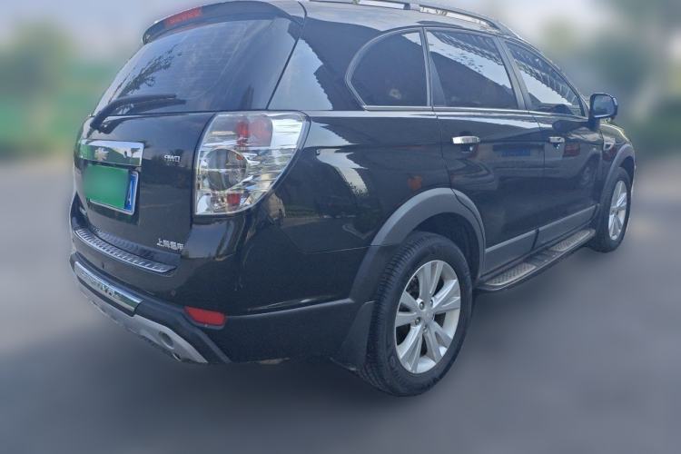Used Chevrolet Captiva 2014 2.4L 4x4 Flagship Edition 7 Seats Rear Right 45 Deg