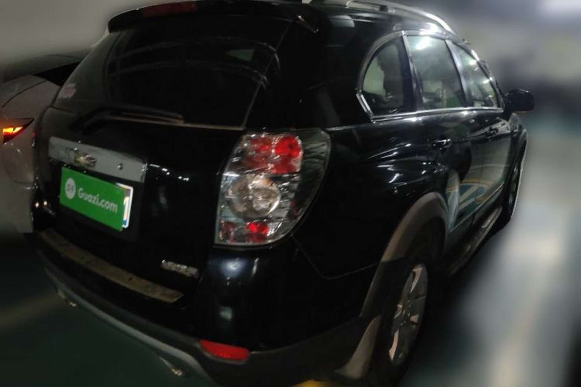 Used Chevrolet Captiva 2014 2.4L Two-Wheel Drive Urban Version 7 Seats Rear Right 45 Deg