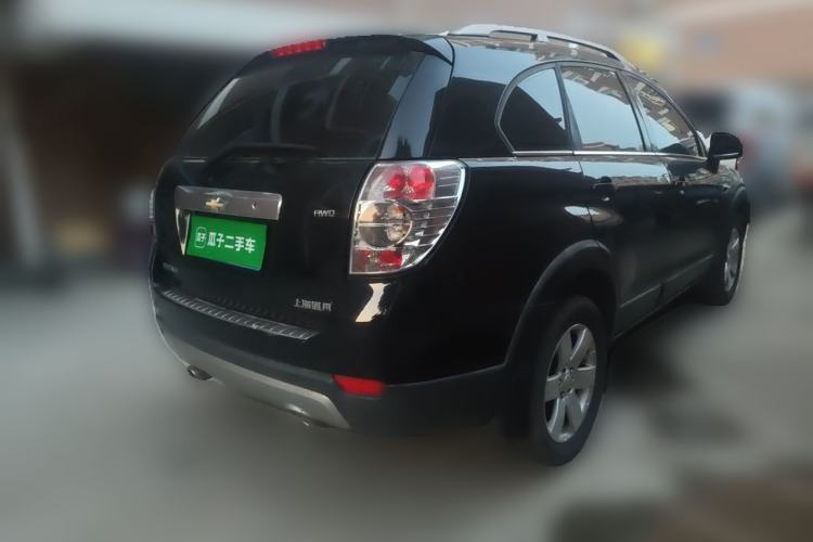 Used Chevrolet Captiva 2014 2.4L 4x4 Luxury Edition 5 Seats Rear Right 45 Deg