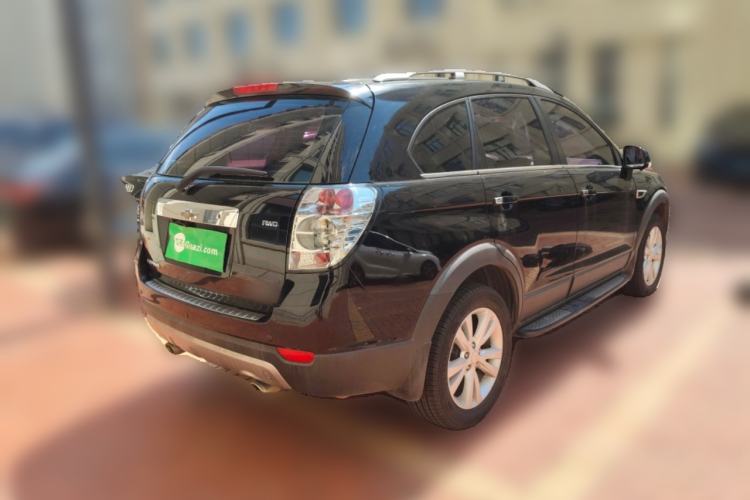 Used Chevrolet Captiva 2014 2.4L 4x4 Flagship Edition 7 Seats Rear Right 45 Deg