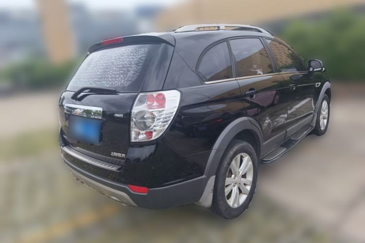 Used Chevrolet Captiva 2014 2.4L 4x4 Flagship Edition 7 Seats Rear Right 45 Deg