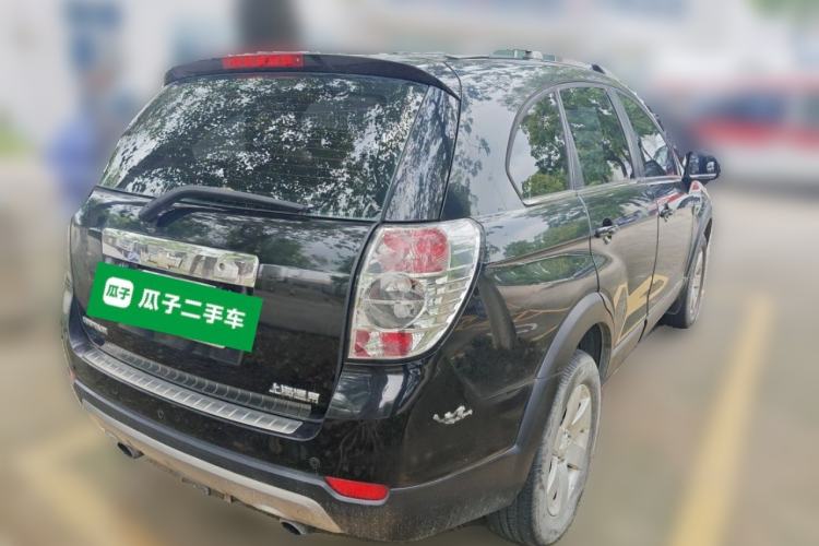 Used Chevrolet Captiva 2014 2.4L Two-Wheel Drive Urban Version 7 Seats Rear Right 45 Deg