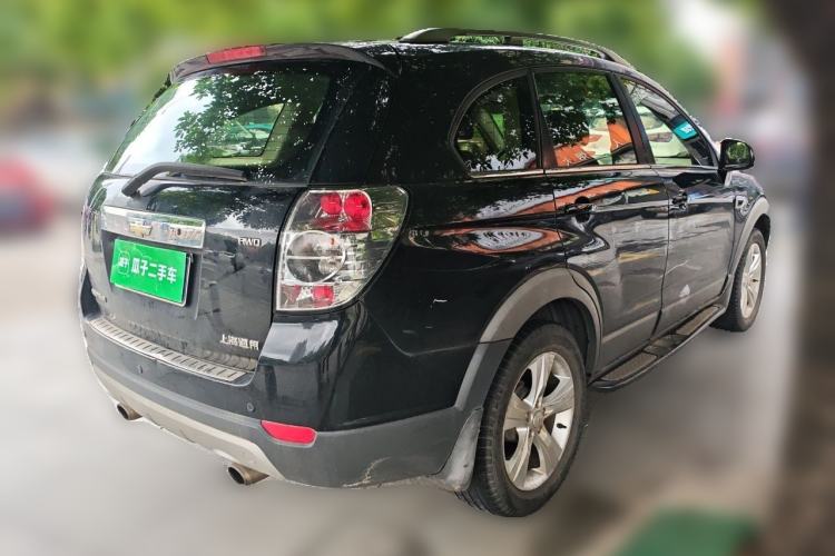 Used Chevrolet Captiva 2014 2.4L 4x4 Flagship Edition 7 Seats Rear Right 45 Deg
