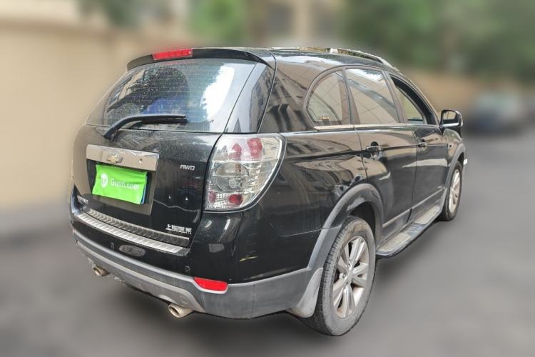 Used Chevrolet Captiva 2014 2.4L 4x4 Flagship Edition 7 Seats Rear Right 45 Deg