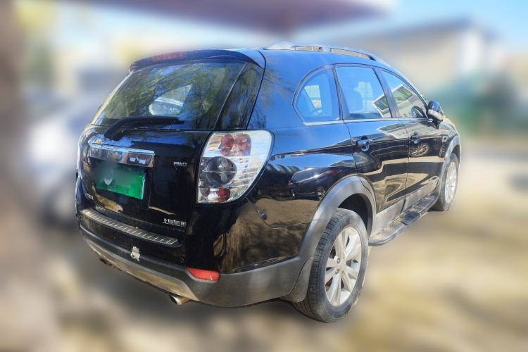 Used Chevrolet Captiva 2014 2.4L 4x4 Flagship Edition 7 Seats Rear Right 45 Deg