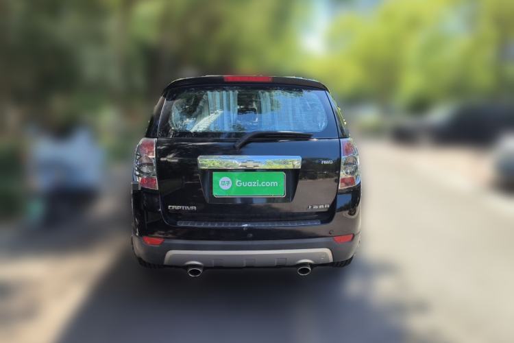 Used Chevrolet Captiva 2014 2.4L 4x4 Flagship Edition 7 Seats Rear