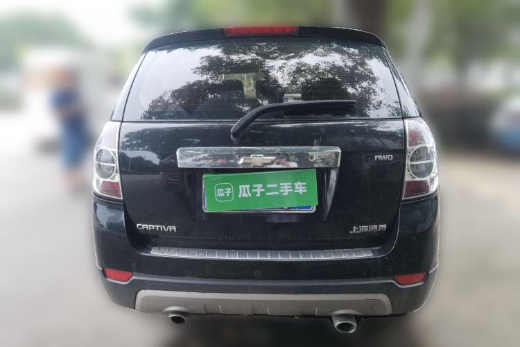 Used Chevrolet Captiva 2014 2.4L 4x4 Flagship Edition 7 Seats Rear