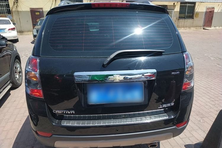 Used Chevrolet Captiva 2014 2.4L 4x4 Flagship Edition 7 Seats Rear