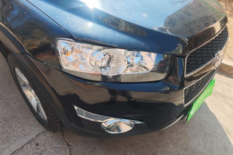 Used Chevrolet Captiva 2014 2.4L Two-Wheel Drive Urban Version 7 Seats Right Front Headlight