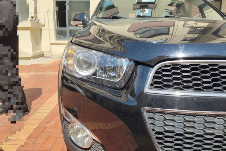 Used Chevrolet Captiva 2014 2.4L 4x4 Flagship Edition 7 Seats Right Front Headlight