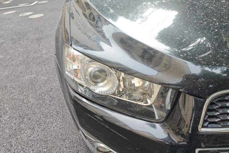 Used Chevrolet Captiva 2014 2.4L 4x4 Flagship Edition 7 Seats Right Front Headlight