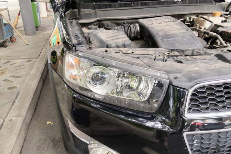 Used Chevrolet Captiva 2014 2.4L Two-Wheel Drive City Edition 5 Seats Right Front Headlight