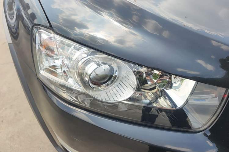 Used Chevrolet Captiva 2014 2.4L Two-Wheel Drive City Edition 5 Seats Right Front Headlight