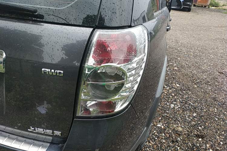 Used Chevrolet Captiva 2014 2.4L 4x4 Flagship Edition 7 Seats Right Rear Taillight