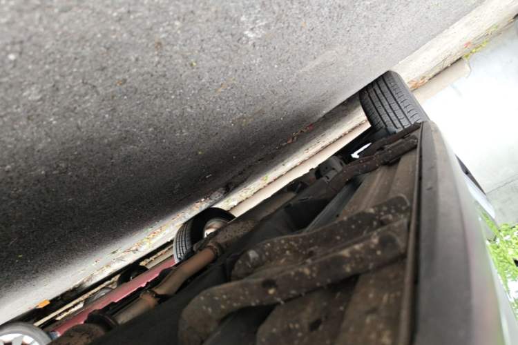 Used Chevrolet Captiva 2014 2.4L 4x4 Flagship Edition 7 Seats Right Side Sill